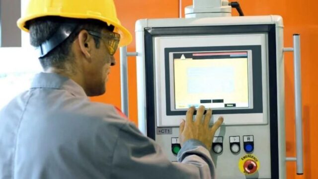 Sanayide Kriz Büyüyor: Mühendis Maaşını Sollayan CNC Operatörü Maaşları Ne Kadar Oldu? (Mayıs 2026)