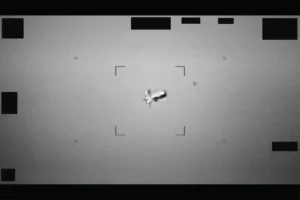 Pentagon UFO videosunu yayınladı! Gizli UFO videosu izle